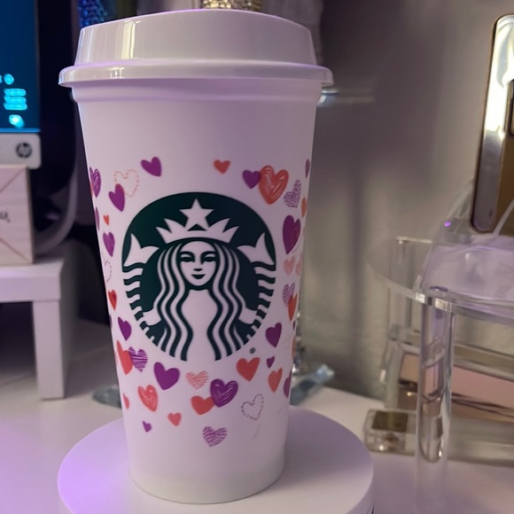 Color changing Hot cup 💕 - Picture 1 of 2